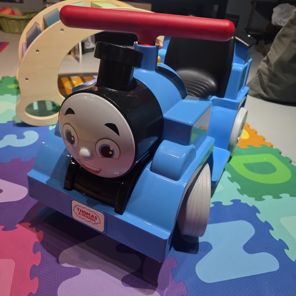 Thomas & Friends Blue Ride-On Train